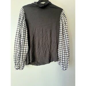Anthropologie Women’s Black Houndstooth Sleeve Mock Neck Top Size M